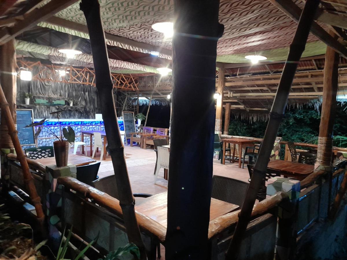 Erlittop Nature Lodge 爱妮岛 外观 照片